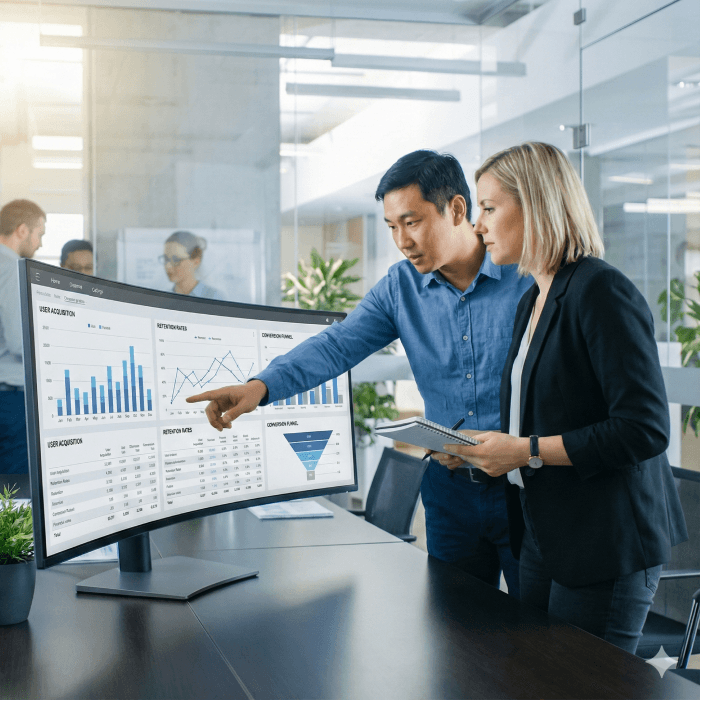 12 Quantitative Metrics vs. Qualitative Analysis